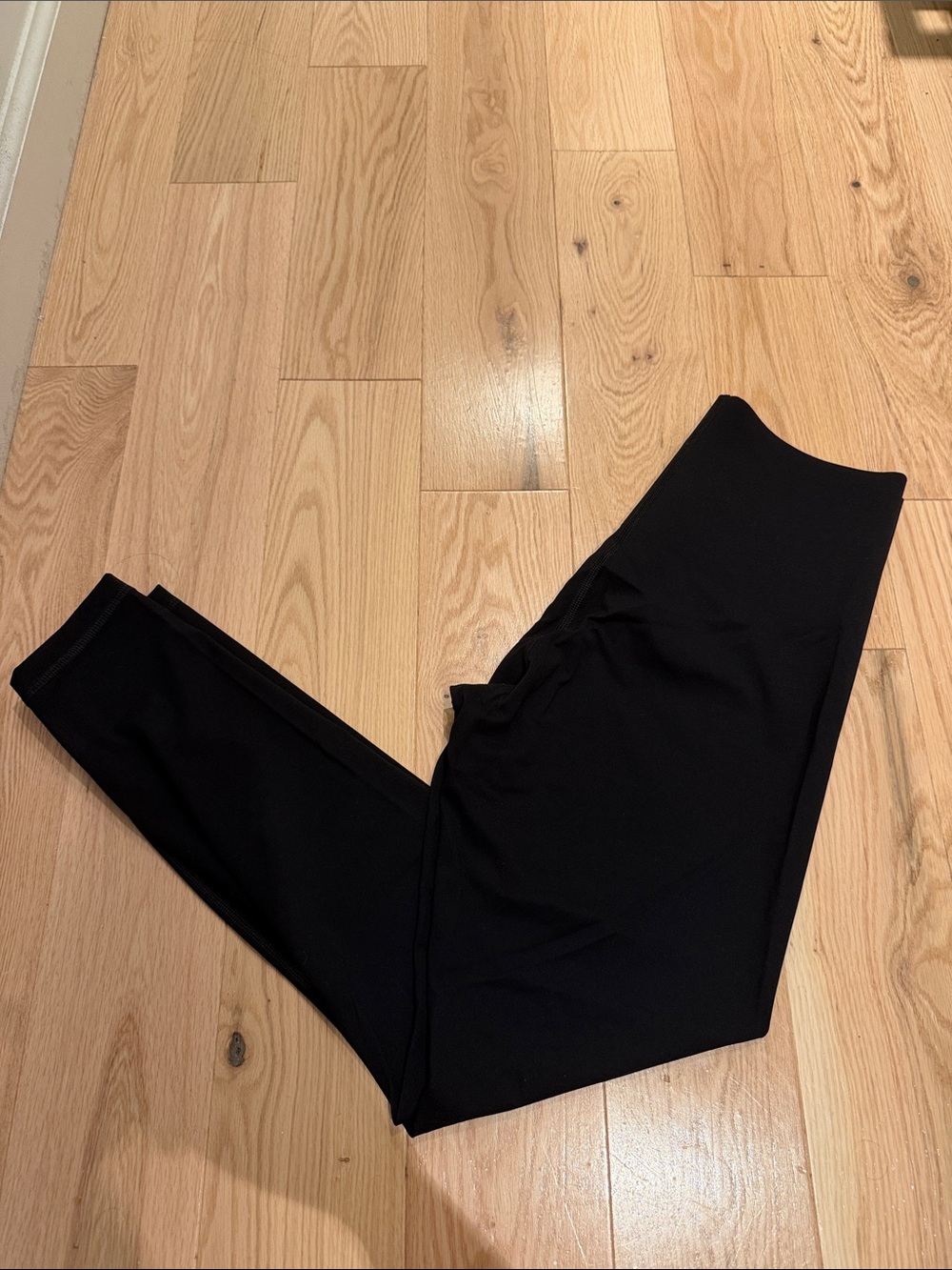 Everlane Perform Black High-Rise Leggings